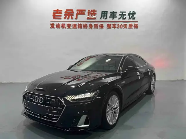 Audi A7L 2024, 23 000 км