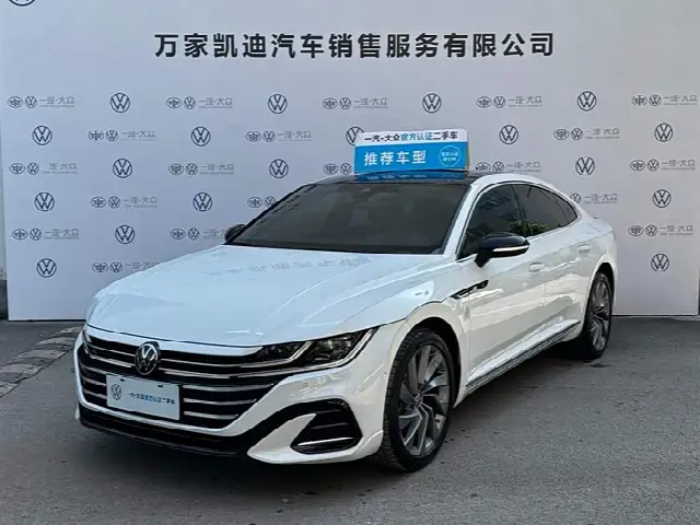 Volkswagen CC 2023, 32 400 км