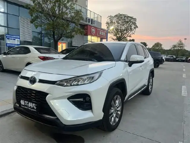 Toyota Wildlander 2022, 61 700 км