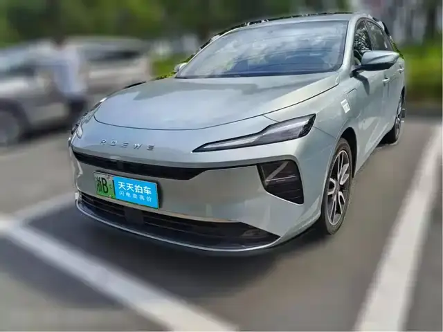 Roewe D6 2025, 9 290 км