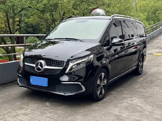 Mercedes-Benz V-Class 2022, 27 000 км