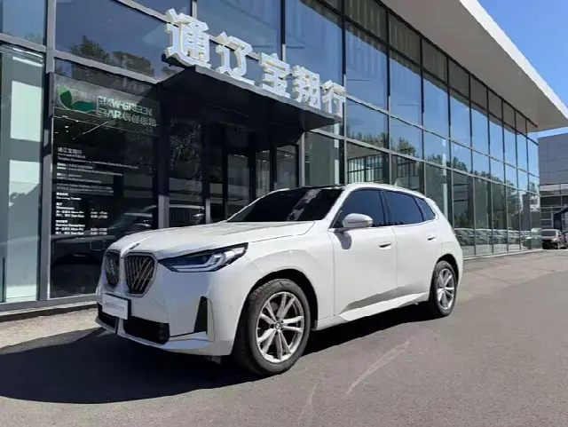 BMW X3 2025, 12 000 км
