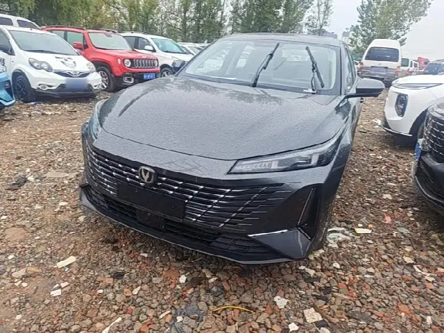 Changan Eado EV 2025, новый