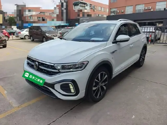Volkswagen T-Roc 2025, новый
