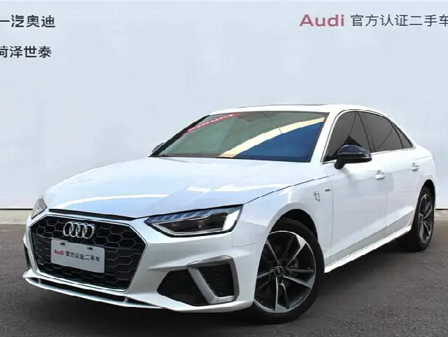Audi A4L 2023, 25 400 км