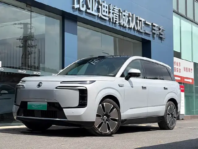 Denza N8L 2025, 12 500 км