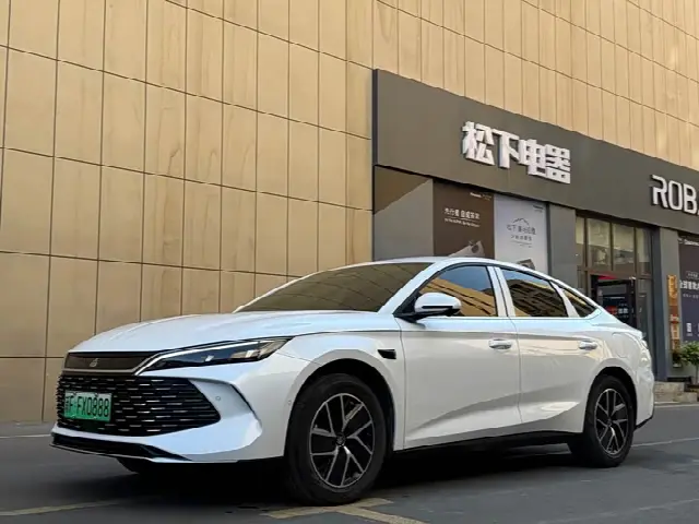 BYD Qin L 2026, новый