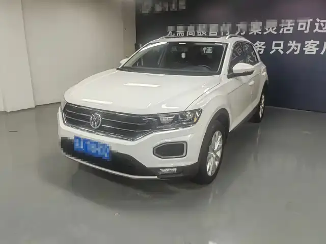 Volkswagen T-Roc 2022, 28 000 км