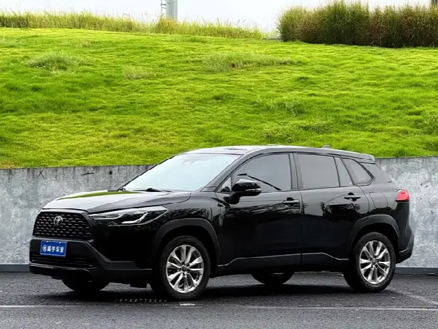 Toyota Corolla Cross 2023, 56 000 км