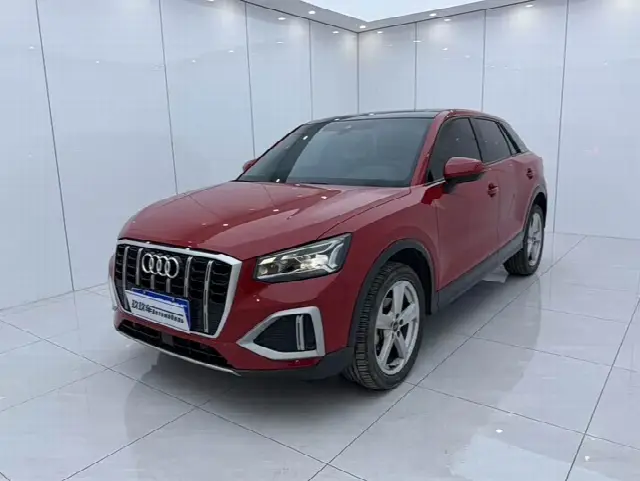 Audi Q2L 2022, 29 000 км