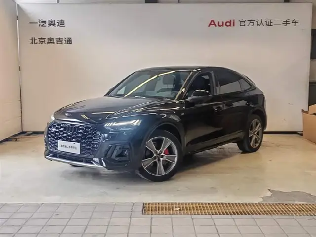 Audi Q5L Sportback 2022, 60 000 км