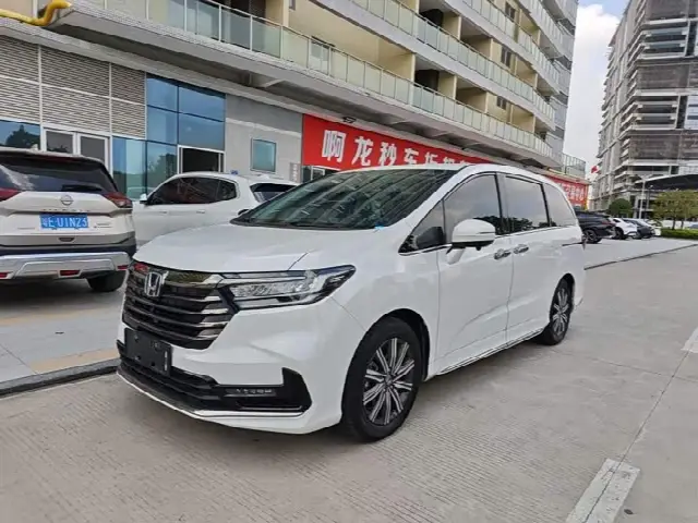 Honda Odyssey 2024, 28 500 км