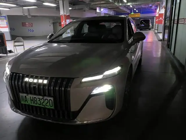 Roewe M7 DMH 2025, новый