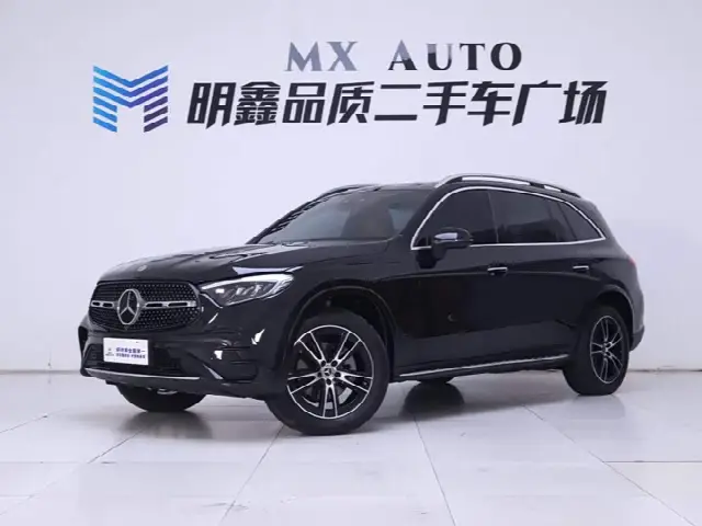 Mercedes-Benz GLC-Class 2026, 18 200 км