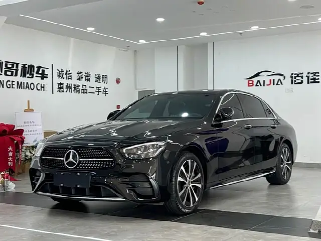 Mercedes-Benz E-Class Hybrid 2023, 40 000 км