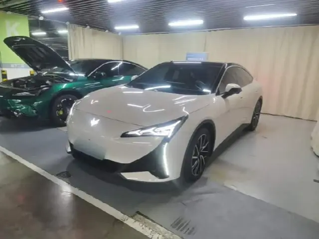 BAIC Arcfox Alpha S5 2024, 30 700 км