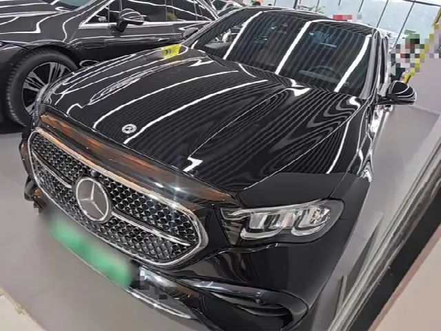 Mercedes-Benz E-Class Hybrid 2024, 25 800 км