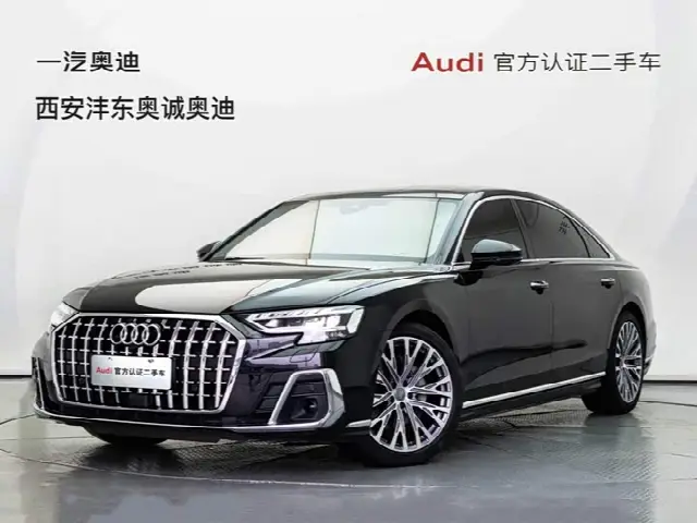Audi A8 2023, 39 000 км