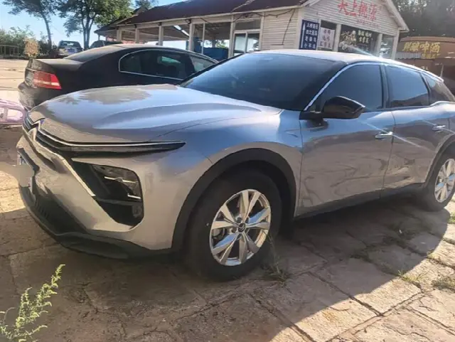 Citroen C5 X 2025, 12 600 км