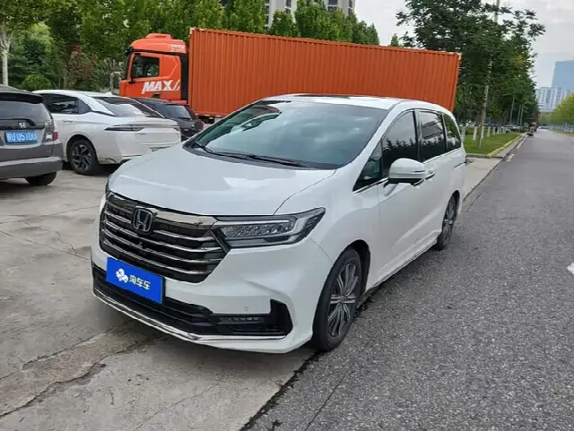 Honda Odyssey 2022, 42 200 км