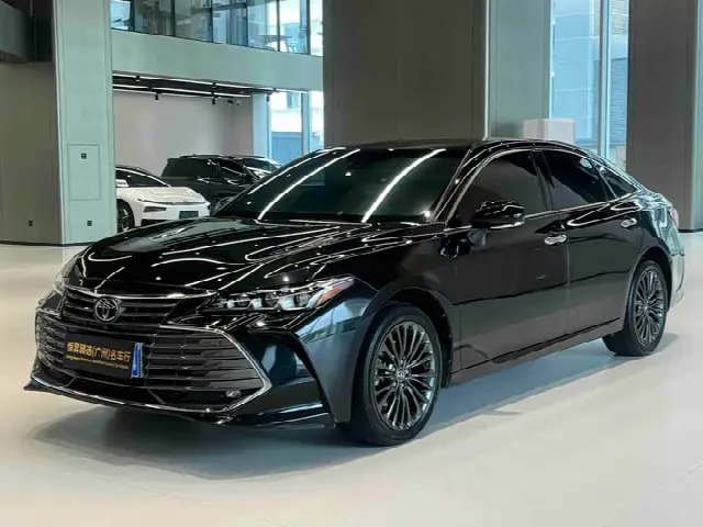 Toyota Avalon 2019, 45 000 км