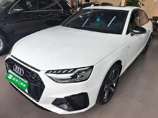 Audi A4L 2024, 15 300 км