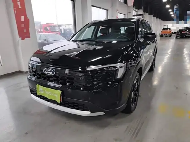 Ford Equator Sport 2025, 8 400 км