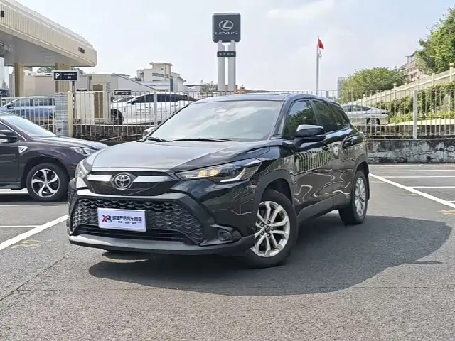 Toyota Frontlander 2023, 37 000 км