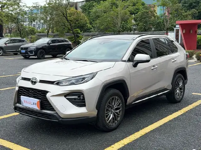Toyota Wildlander 2023, 8 500 км