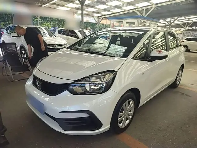 Honda Fit 2023, 4 900 км