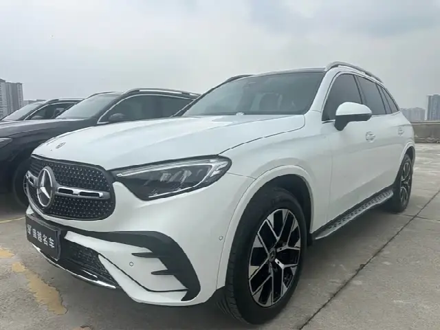 Mercedes-Benz GLC-Class 2024, 27 000 км