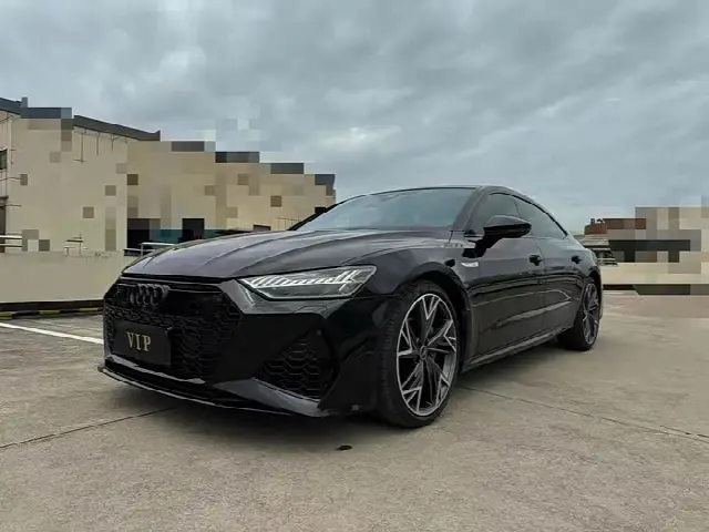 Audi A7L 2024, 10 000 км