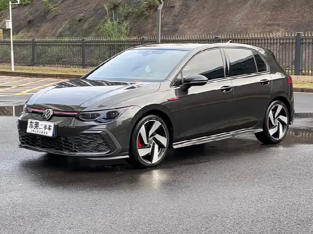 Volkswagen Golf GTI 2021, 49 000 км