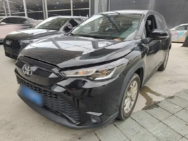 Toyota Frontlander 2023, 85 000 км