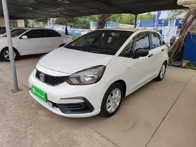 Honda Fit 2021, 21 300 км