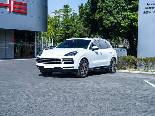 Porsche Cayenne 2023, 95 000 км