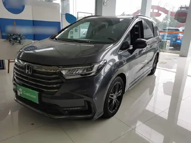 Honda Odyssey 2022, 90 900 км