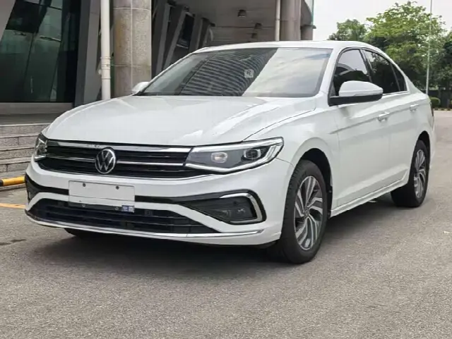 Volkswagen Bora 2023, 17 000 км