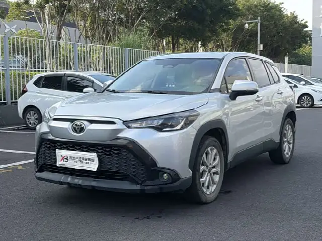 Toyota Frontlander 2023, 42 700 км