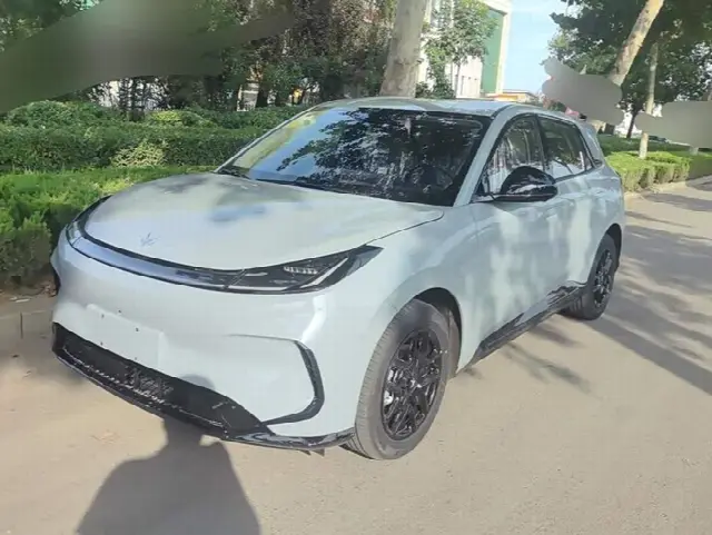 BAIC Arcfox T1 2026, новый