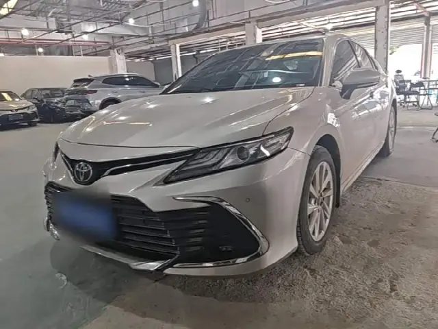 Toyota Camry 2023, 34 500 км