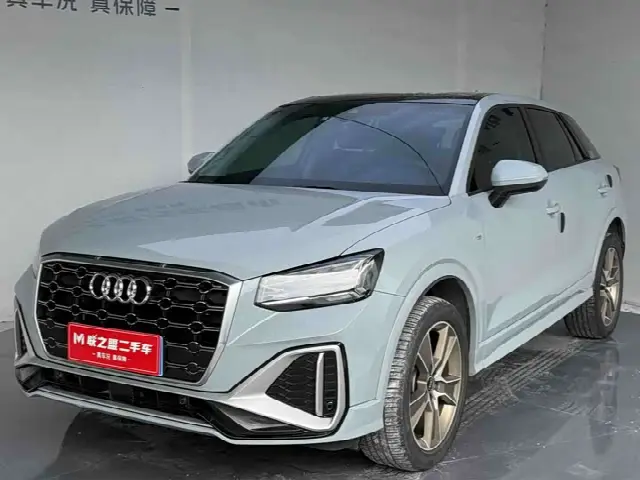 Audi Q2L 2022, 38 000 км