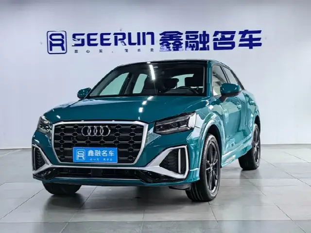 Audi Q2L 2022, 13 000 км