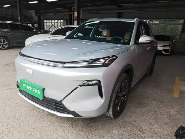 Geely Galaxy Starship 7 2025, 13 800 км