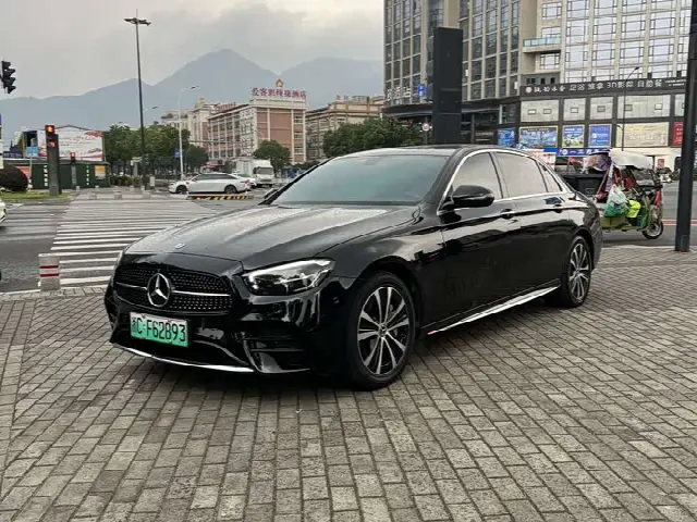 Mercedes-Benz E-Class Hybrid 2022, 84 000 км