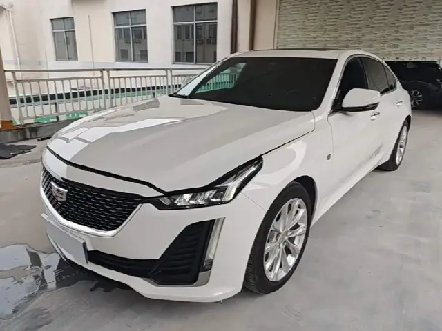 Cadillac CT5 2022, 29 300 км