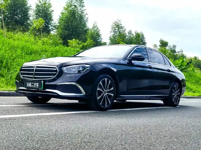 Mercedes-Benz E-Class Hybrid 2022, 70 000 км