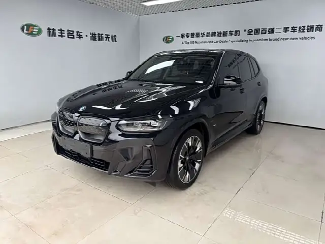 BMW iX3 2024, 24 000 км