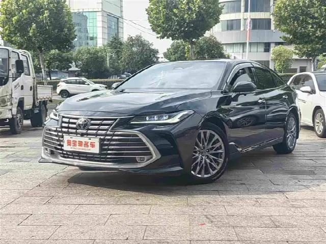 Toyota Avalon 2024, 22 000 км