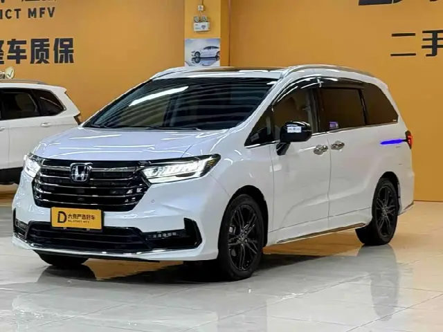 Honda Odyssey 2024, 30 000 км